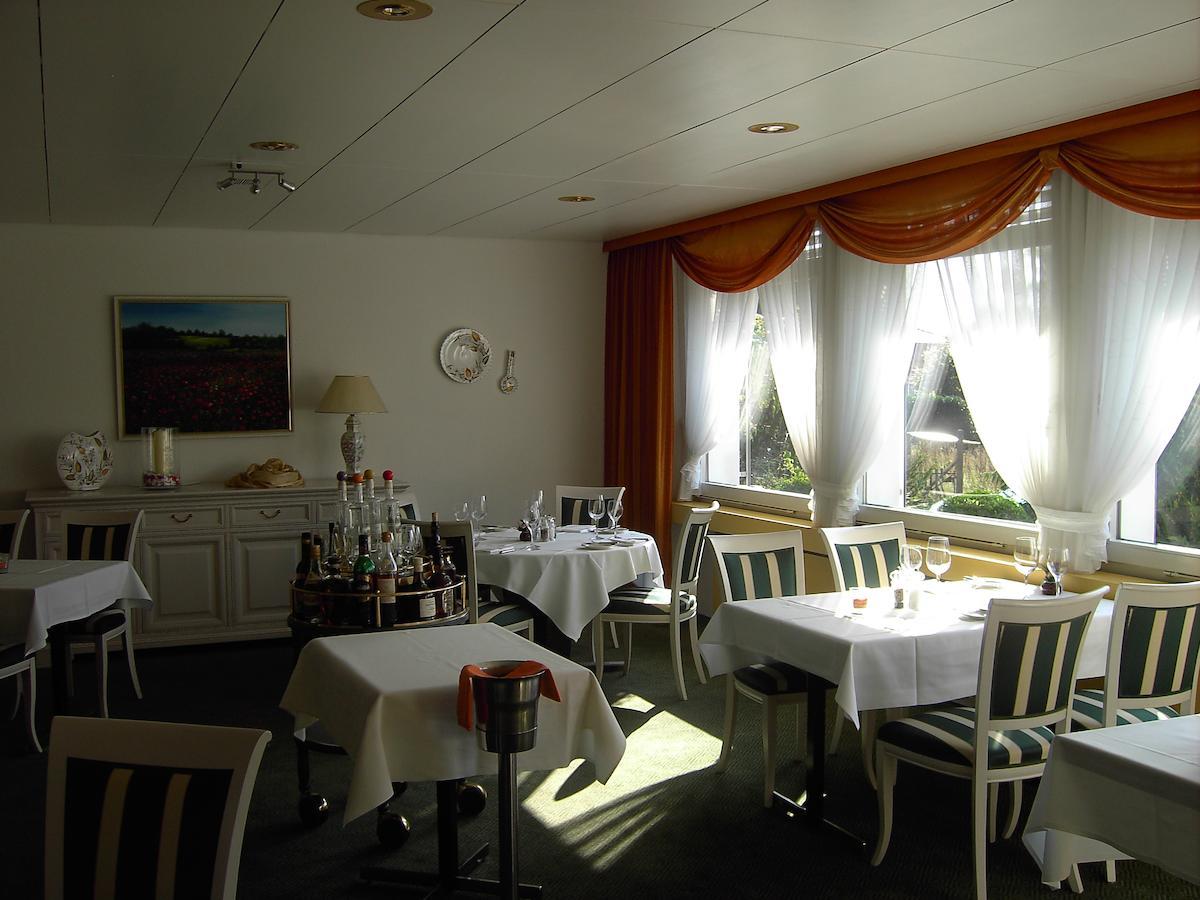 Hotel Restaurant Klosterli Pieterlen Экстерьер фото